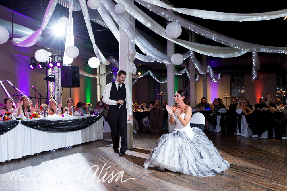 Wheeling-Artisan-Center-Wedding-Photos-000043